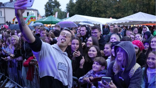 W deszczu dziękowali za plony