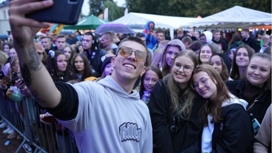 W deszczu dziękowali za plony