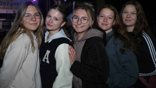 W deszczu dziękowali za plony