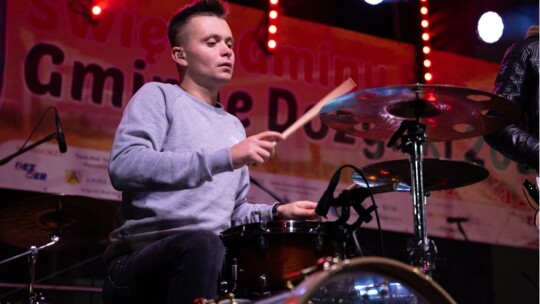 W deszczu dziękowali za plony