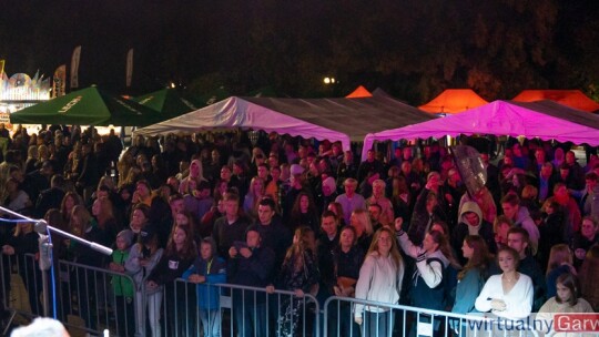 W deszczu dziękowali za plony