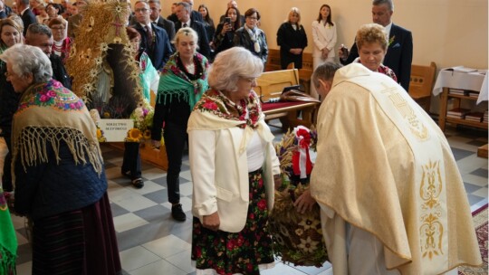 W deszczu dziękowali za plony