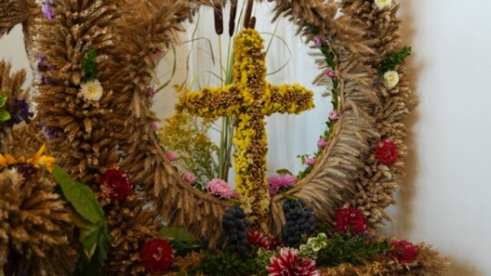 W deszczu dziękowali za plony