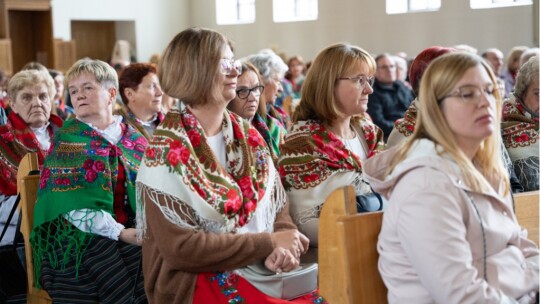 W deszczu dziękowali za plony