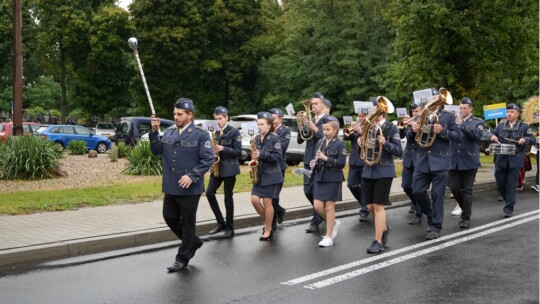 W deszczu dziękowali za plony