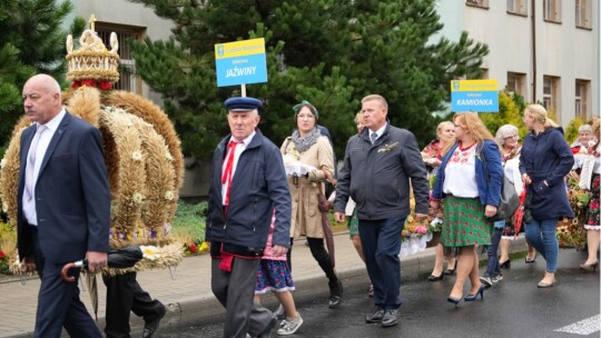 W deszczu dziękowali za plony