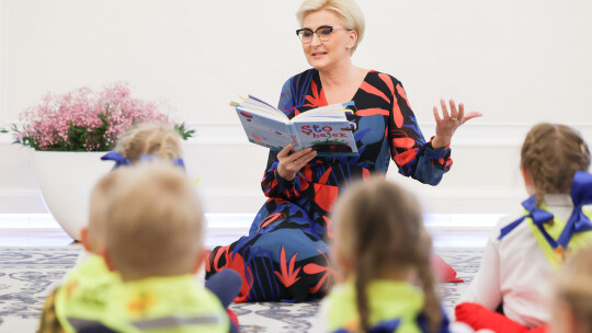 Pierwsza Dama czytała przedszkolakom z Garwolina