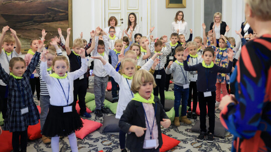 Pierwsza Dama czytała przedszkolakom z Garwolina