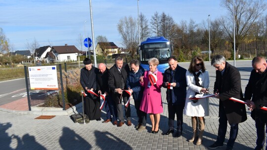 Otwarcie centrum przesiadkowego w Pilawie