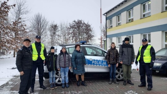 Uczniowie z Brzegów i akcja „Jabłko-cytryna”