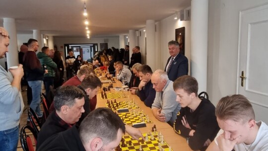 Świąteczny turniej szachowy z rekordem frekwencji
