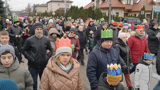 Tradycyjne „Kolędowanie z gwiazdą” i Orszak Trzech Króli w Pilawie