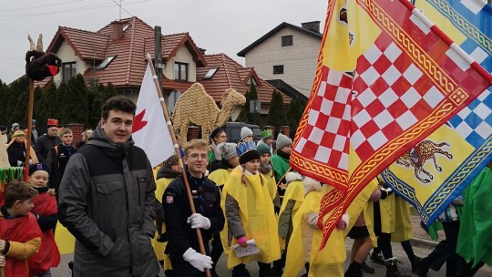 Tradycyjne „Kolędowanie z gwiazdą” i Orszak Trzech Króli w Pilawie