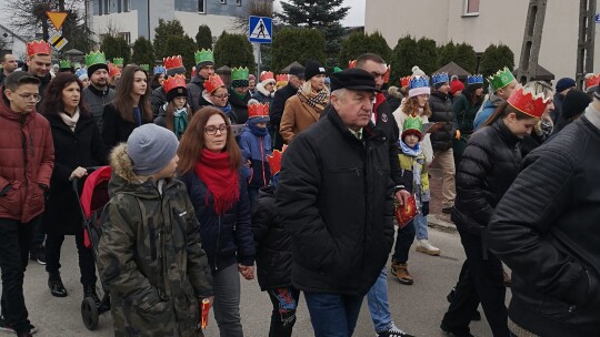 Tradycyjne „Kolędowanie z gwiazdą” i Orszak Trzech Króli w Pilawie