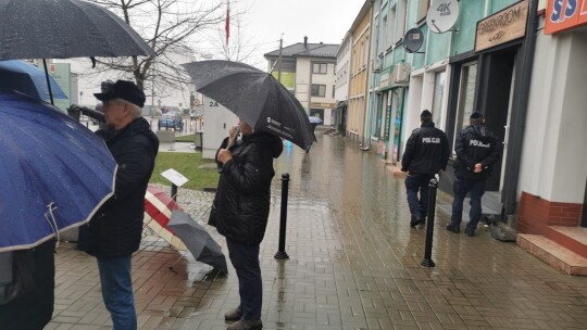 „Tak dla InVitro”. Posłanka KO i Małgorzata Rozenek-Majdan w Garwolinie