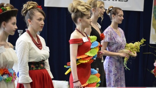 Moda inspirowana Mazowszem w Dwójce