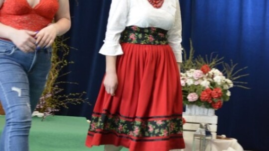 Moda inspirowana Mazowszem w Dwójce