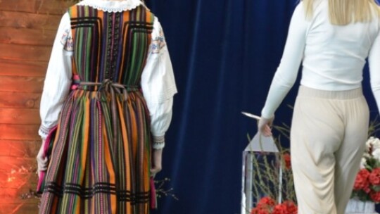 Moda inspirowana Mazowszem w Dwójce