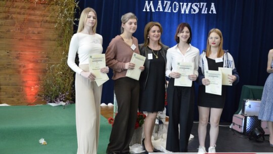 Moda inspirowana Mazowszem w Dwójce