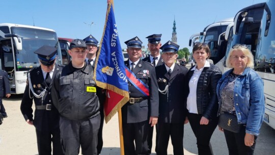 Łaskarzew: Pielgrzymka strażaków na Jasną Górę