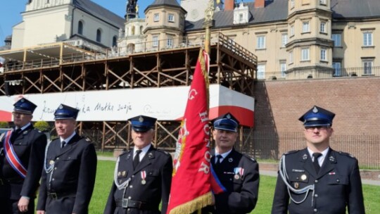 Łaskarzew: Pielgrzymka strażaków na Jasną Górę