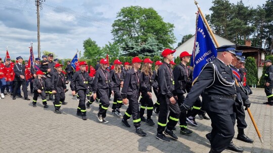 Młodzi wstąpili w szeregi straży pożarnej