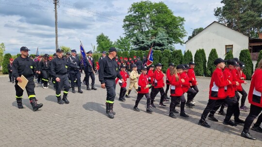 Młodzi wstąpili w szeregi straży pożarnej