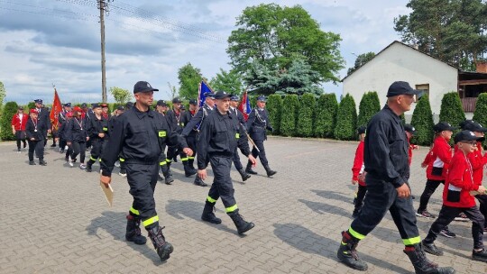 Młodzi wstąpili w szeregi straży pożarnej