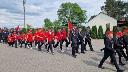 Młodzi wstąpili w szeregi straży pożarnej