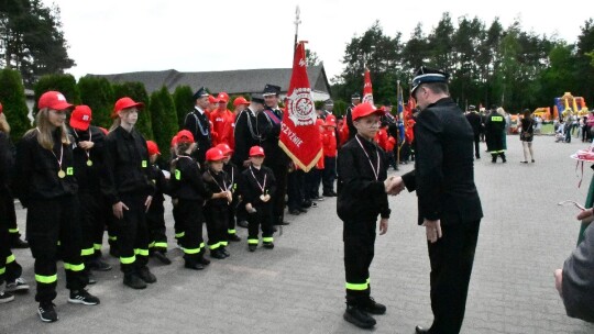 Młodzi wstąpili w szeregi straży pożarnej