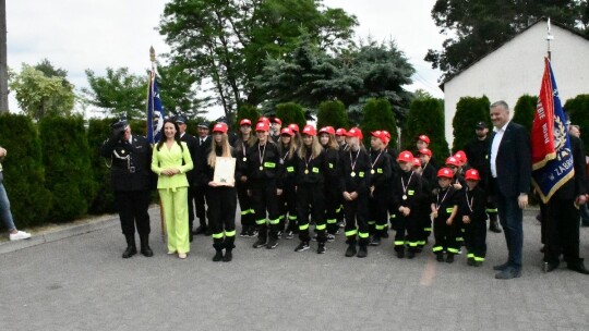 Młodzi wstąpili w szeregi straży pożarnej