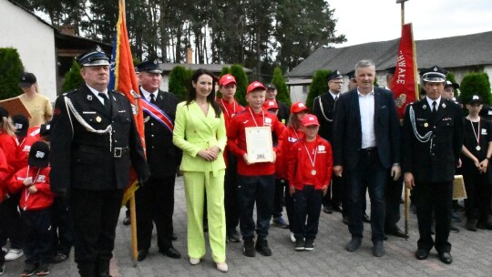 Młodzi wstąpili w szeregi straży pożarnej