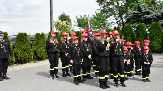 Młodzi wstąpili w szeregi straży pożarnej