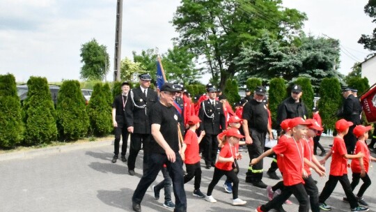 Młodzi wstąpili w szeregi straży pożarnej