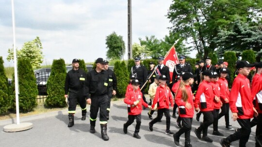 Młodzi wstąpili w szeregi straży pożarnej