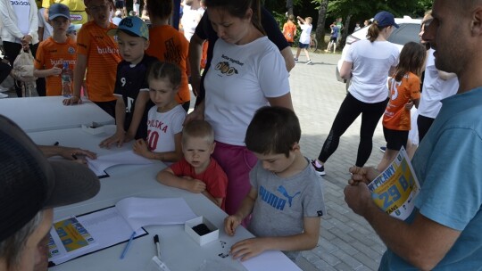 Rodzinna sztafeta na początek Dni Pilawy