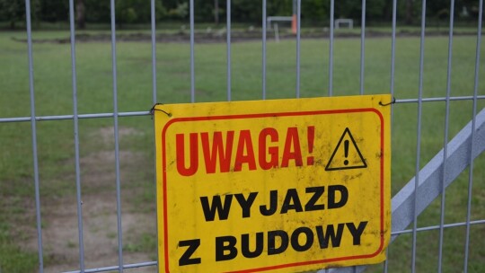 Co z budowami na stadionie?