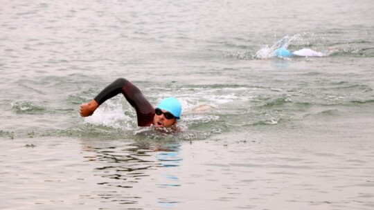 Robert Mrozek zwycięzcą X Triathlonu Garwolińskiego. Łukasz Biernacki na podium