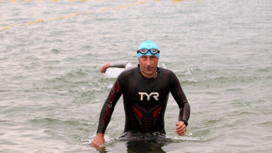 Robert Mrozek zwycięzcą X Triathlonu Garwolińskiego. Łukasz Biernacki na podium