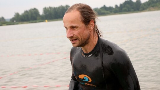 Robert Mrozek zwycięzcą X Triathlonu Garwolińskiego. Łukasz Biernacki na podium