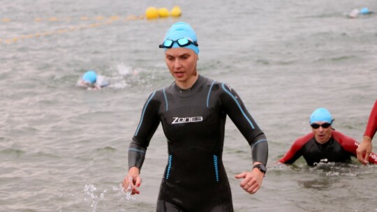 Robert Mrozek zwycięzcą X Triathlonu Garwolińskiego. Łukasz Biernacki na podium