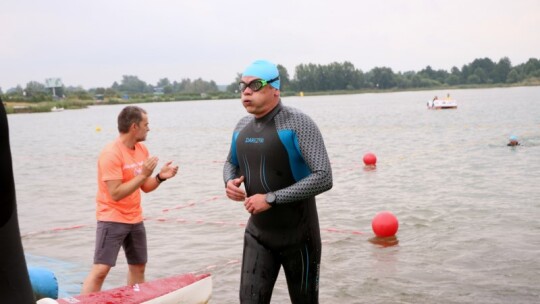 Robert Mrozek zwycięzcą X Triathlonu Garwolińskiego. Łukasz Biernacki na podium