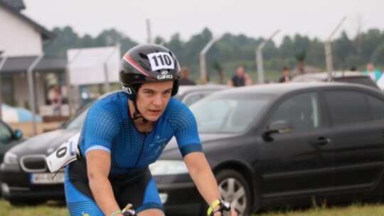 Robert Mrozek zwycięzcą X Triathlonu Garwolińskiego. Łukasz Biernacki na podium