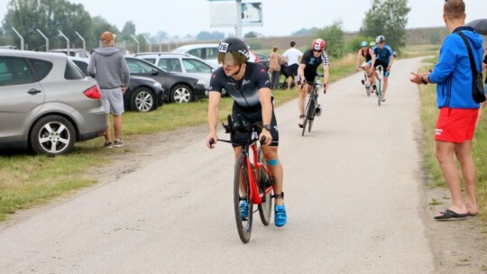 Robert Mrozek zwycięzcą X Triathlonu Garwolińskiego. Łukasz Biernacki na podium