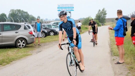 Robert Mrozek zwycięzcą X Triathlonu Garwolińskiego. Łukasz Biernacki na podium