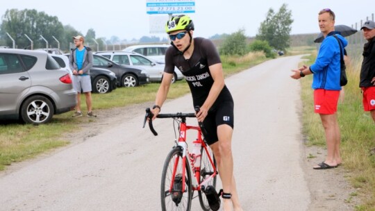 Robert Mrozek zwycięzcą X Triathlonu Garwolińskiego. Łukasz Biernacki na podium