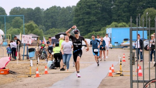 Robert Mrozek zwycięzcą X Triathlonu Garwolińskiego. Łukasz Biernacki na podium