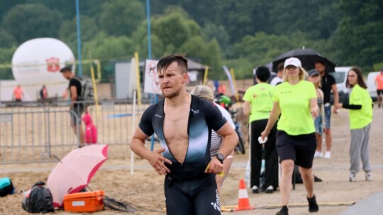 Robert Mrozek zwycięzcą X Triathlonu Garwolińskiego. Łukasz Biernacki na podium