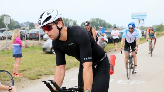 Robert Mrozek zwycięzcą X Triathlonu Garwolińskiego. Łukasz Biernacki na podium