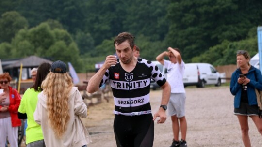 Robert Mrozek zwycięzcą X Triathlonu Garwolińskiego. Łukasz Biernacki na podium